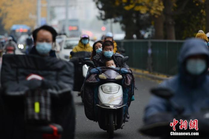 中央气象台：贵州广西北部湖南等地有较强降雨 华北黄淮等地有雾霾天气