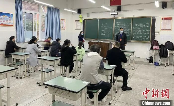 公务员局，塑造政府的高效、公正、廉洁形象